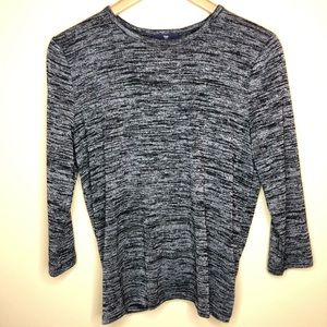 Gap open/tie back top
